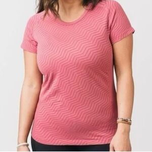 ZYIA ACTIVE Chevron Pink Poppy Copper Infused Short Sleeve Stretch Tee